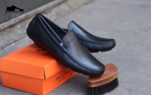 Giày Clarks của nước nào? Thương hiệu Clarks