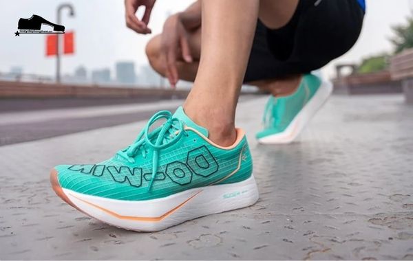 Giày Dowin của nước nào? Thương hiệu Dowin