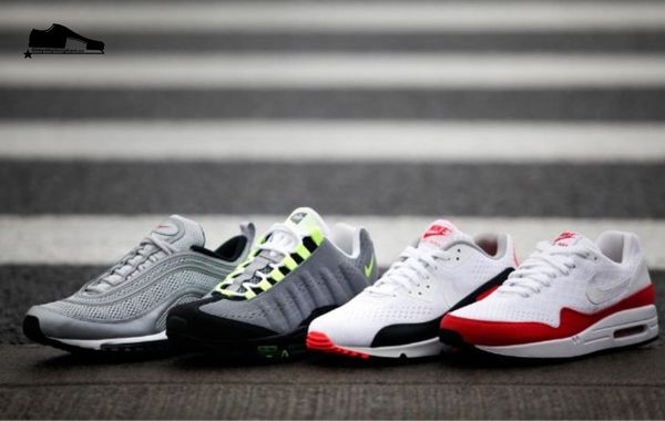 Chia sẻ trên Facebook giay-erke-cua-nuoc-nao-1
<p>Việc tìm hiểu nguồn gốc xuất xứ giúp người tiêu dùng an tâm hơn khi lựa chọn sản phẩm. erke đã xây dựng được lòng tin từ khách hàng nhờ vào chất lượng sản phẩm và dịch vụ chăm sóc khách hàng tốt.</p>
<h2>Giá giày erke trên thị trường hiện nay</h2>
<p>Giá giày erke trên thị trường hiện nay khá đa dạng, phụ thuộc vào mẫu mã, chất liệu và công nghệ áp dụng. Nhìn chung, mức giá của giày erke dao động từ vài trăm nghìn đến hơn một triệu đồng. Ngoài câu hỏi giày erke của nước nào, nhiều người cũng quan tâm đến yếu tố giá cả khi quyết định mua sản phẩm.</p>
<p>Các mẫu giày thể thao cơ bản của erke thường có mức giá dễ tiếp cận, phù hợp với túi tiền của nhiều đối tượng khách hàng. Trong khi đó, những dòng sản phẩm cao cấp hơn, tích hợp các công nghệ tiên tiến sẽ có giá thành cao hơn. Bạn có thể dễ dàng tìm thấy giày erke tại các cửa hàng chính hãng, trung tâm thương mại hoặc trên các trang thương mại điện tử.</p>
<p> <img class=