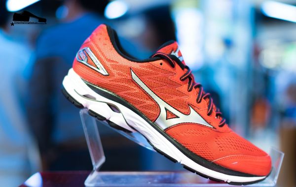 Giày Mizuno của nước nào? Thương hiệu Mizuno
