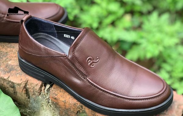 'giay-royal-cobbler-cua-nuoc-nao-3